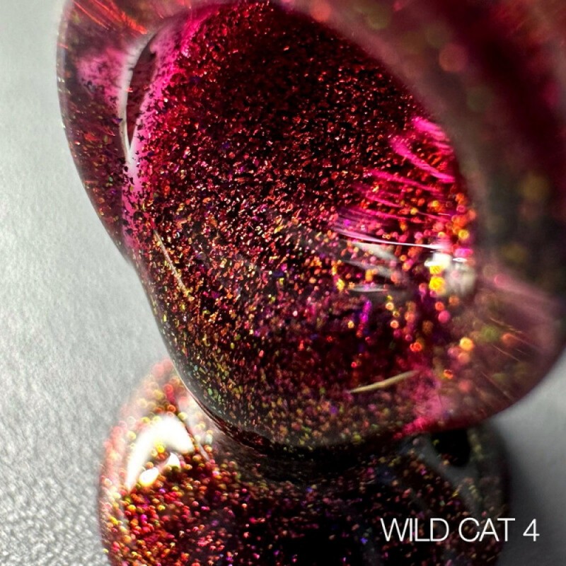 Гель лак кошачий глаз WILD Cat 04 SAGA малиново розовый с золотом, 9 мл